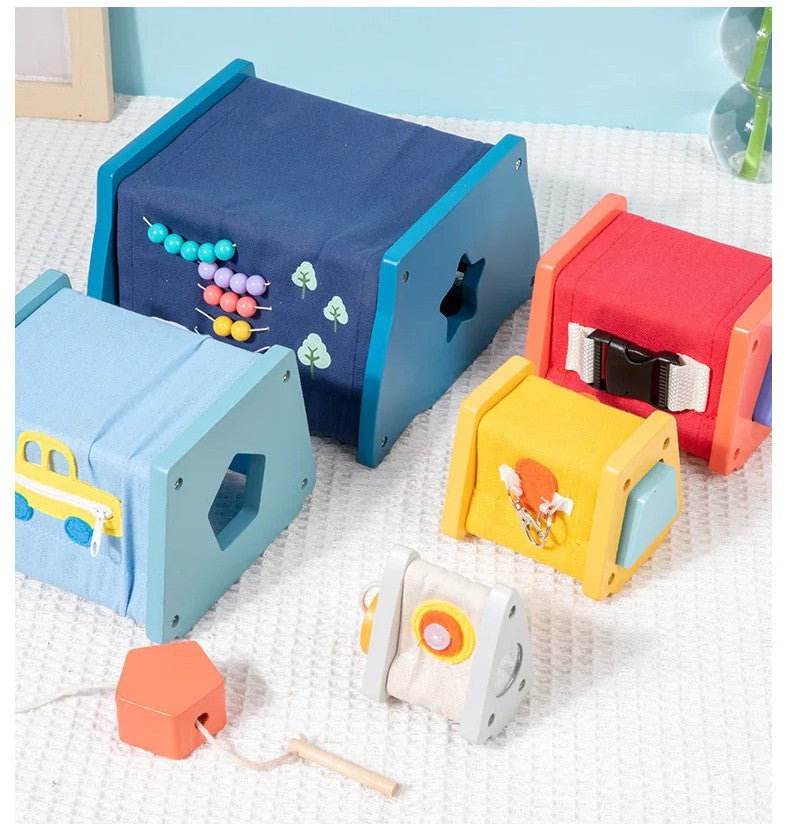 M305 - Montessori multifunctional tower
