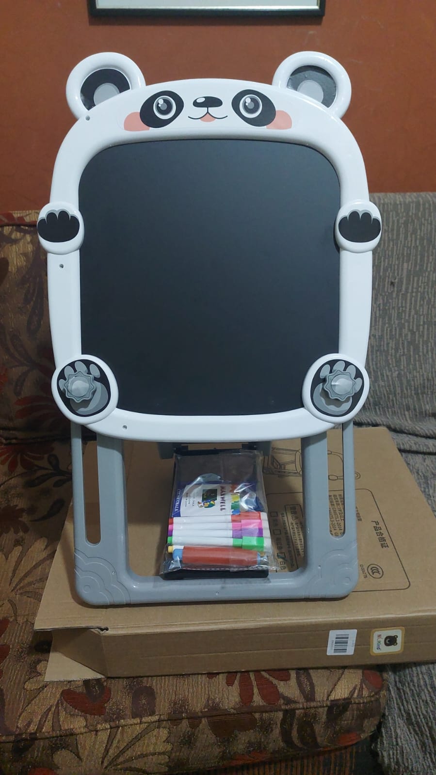 E143 - Folding stand double-sided drawing board