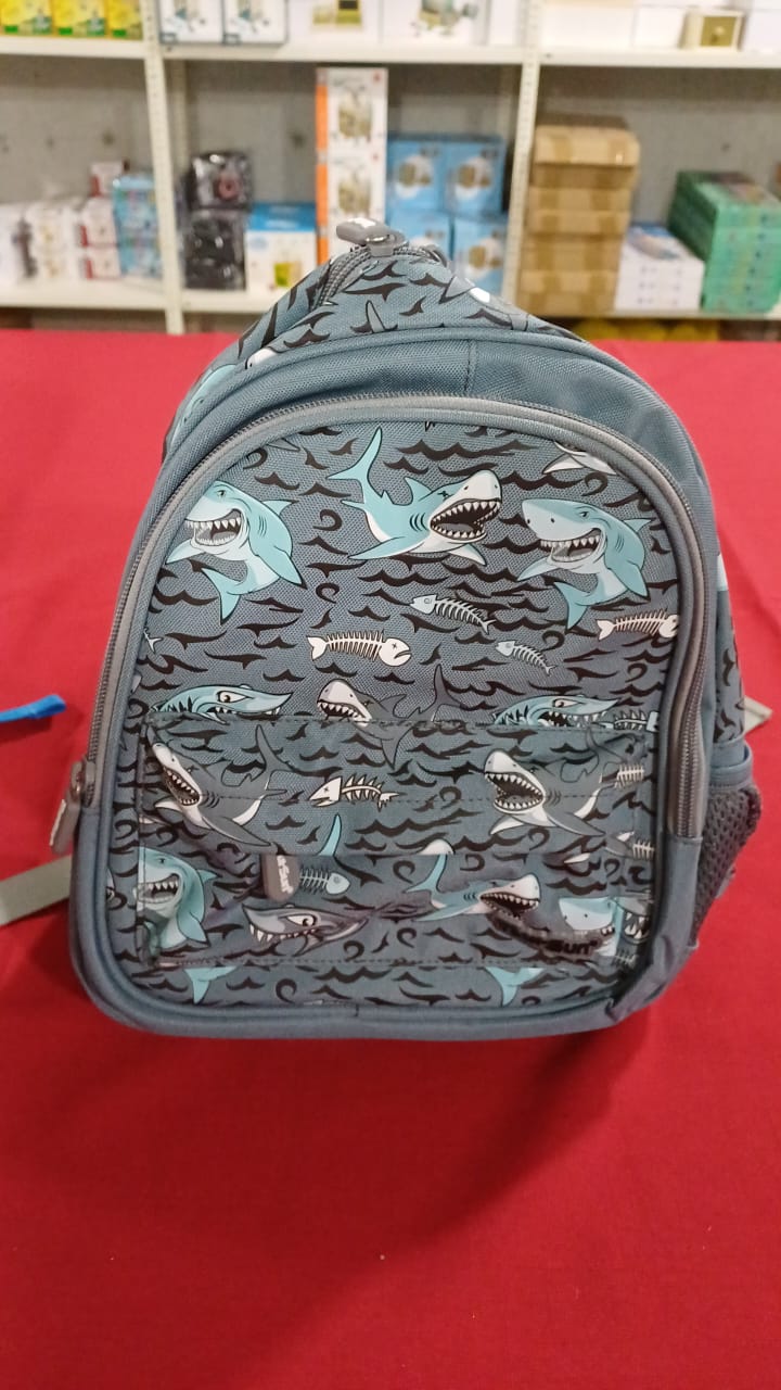 SB011 - 26 cm Toursun® school bag sharks design