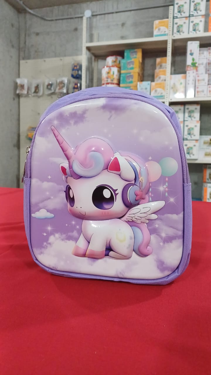 SB002 - 26 cm 3D school bag unicorn design