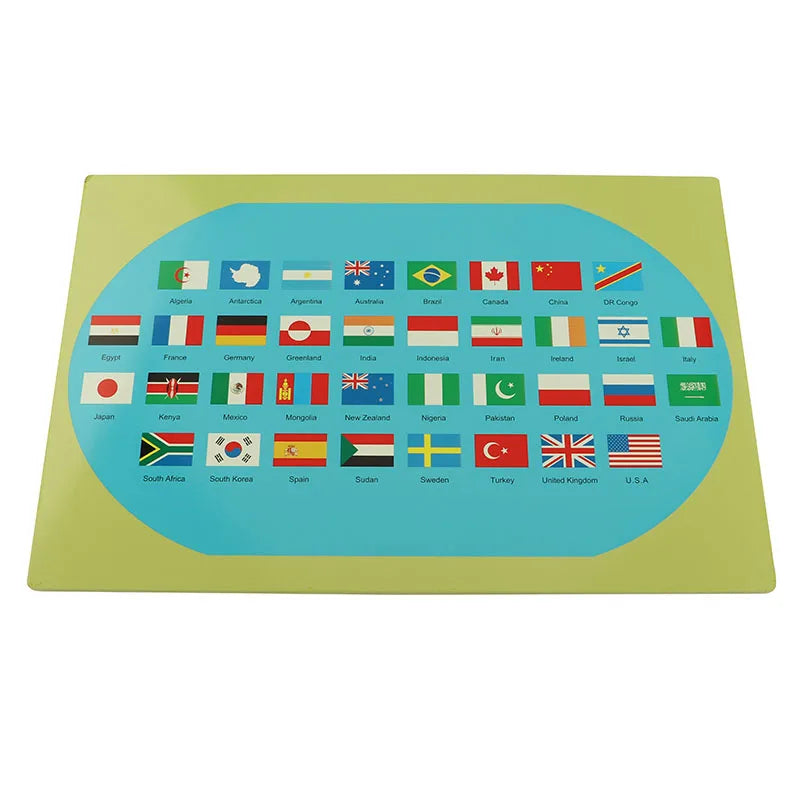 Mo022 - Montessori flags of the world
