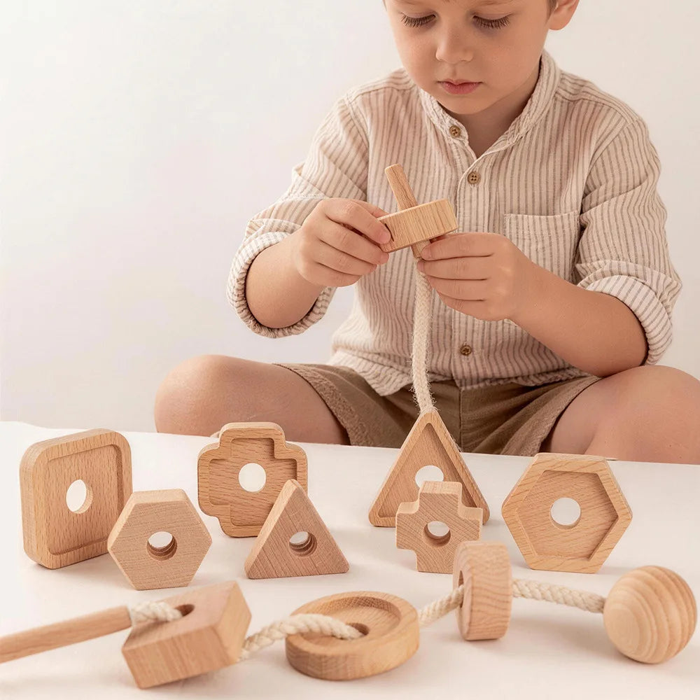 Mo055 - Montessori Shape Matching Large Screw
