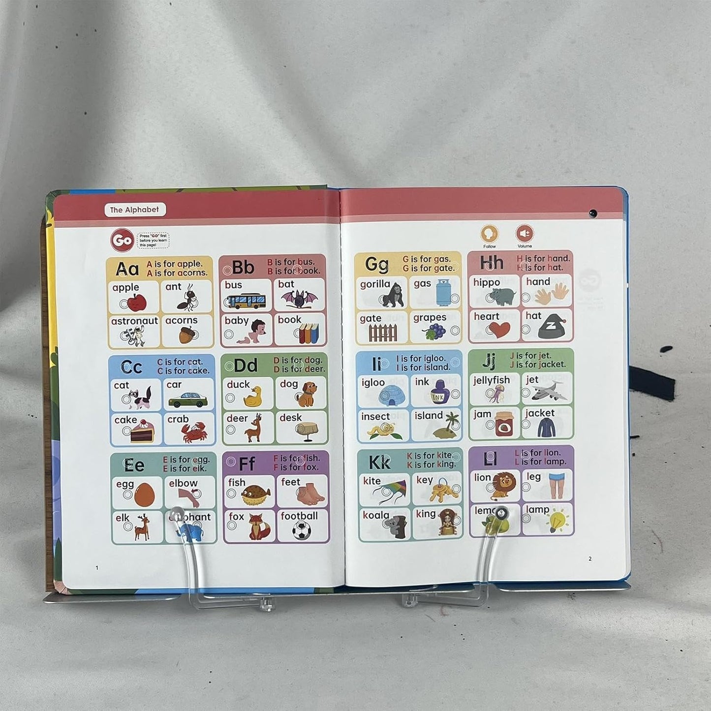 L040 - First Phonics Sound Book