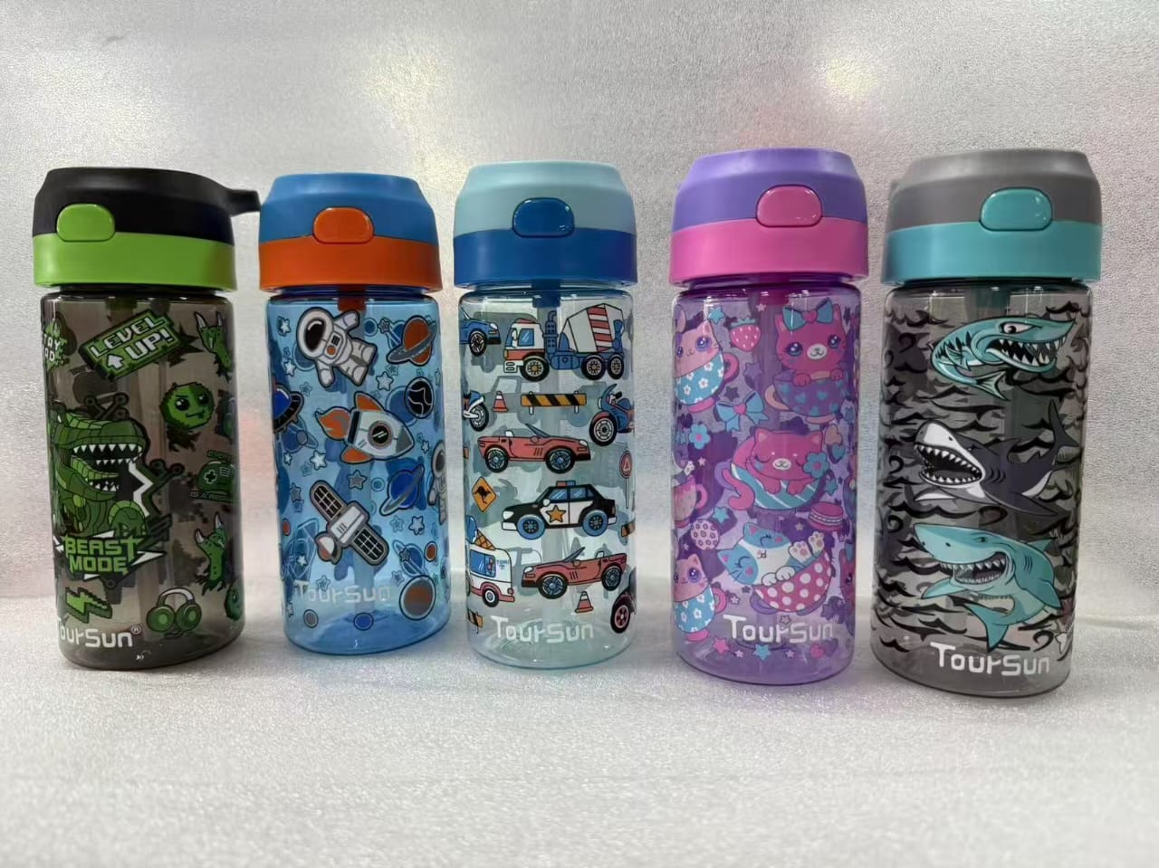 SBA004 - 420 ml Toursun® plastic water bottle with straw