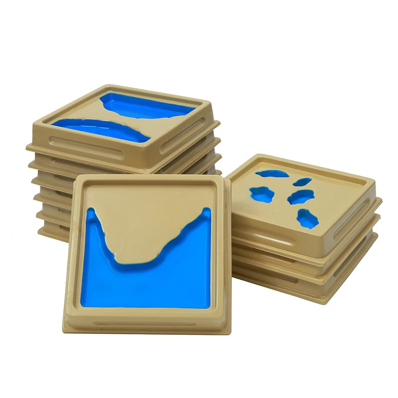 Mo023 - Montessori Land and Water Form Trays