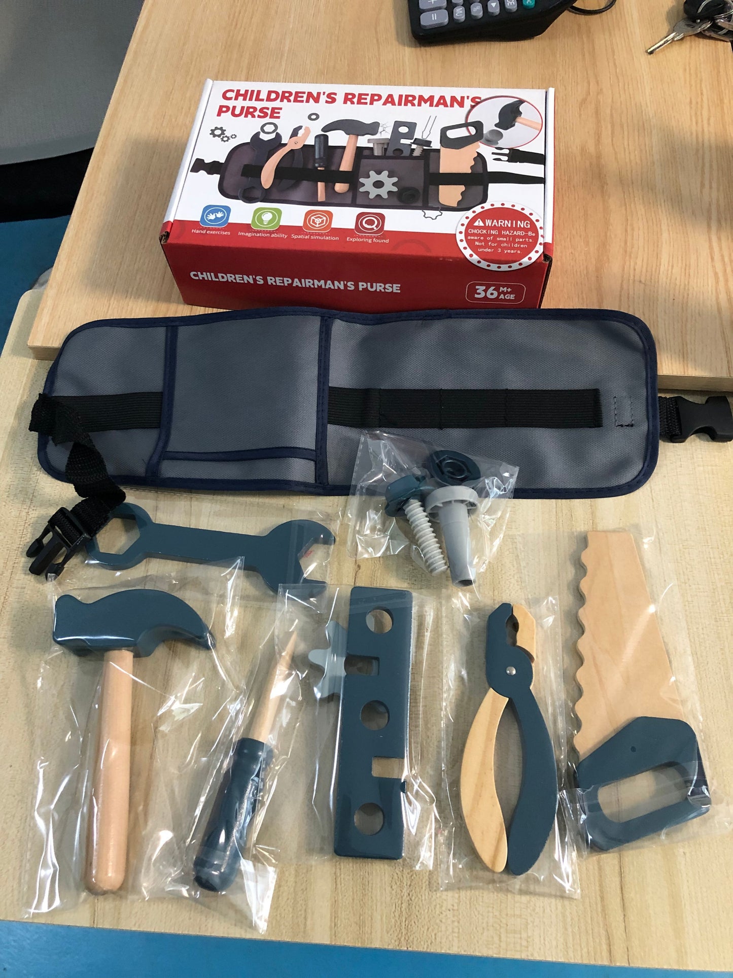 M338 - Children's repairman's purse